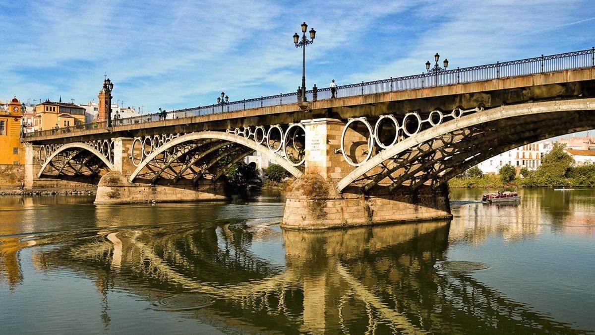 Apartamento En La Mejor Zona De Triana, Junto Al Puente Σεβίλλη Εξωτερικό φωτογραφία